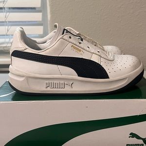 Kids Pumas